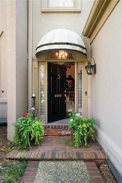 2525 Peachtree Road NE 25