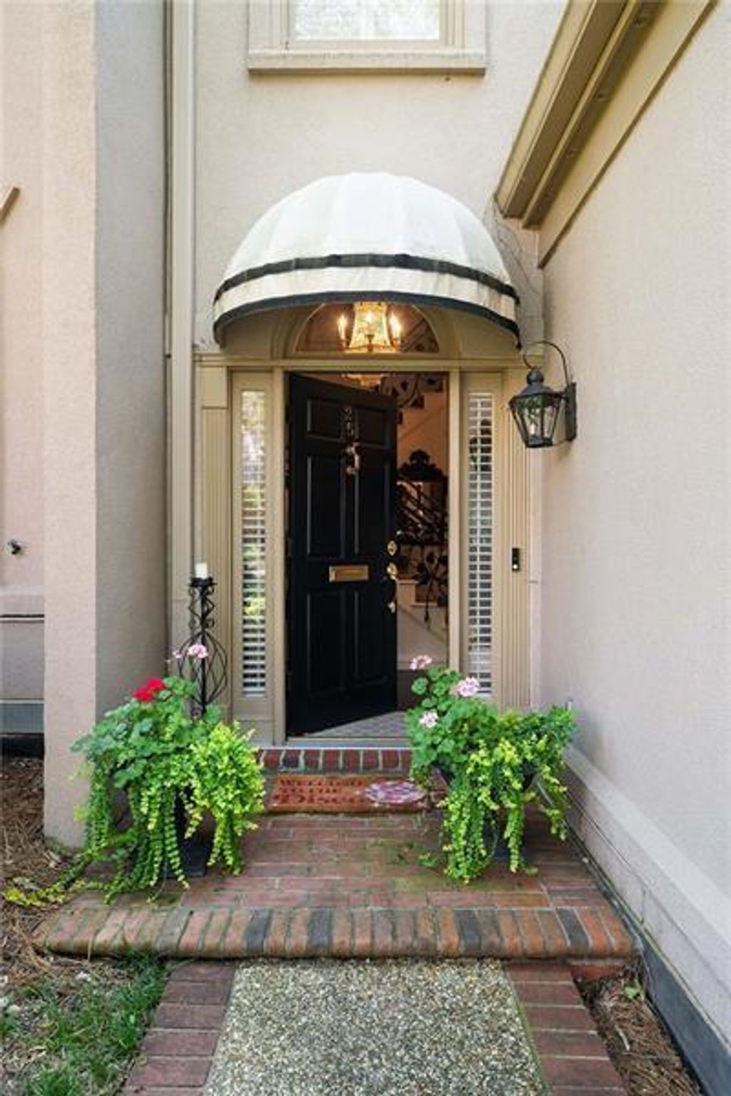 Photo of 2525 Peachtree Road NE #25, Atlanta, GA 30305 (MLS # 7704110)