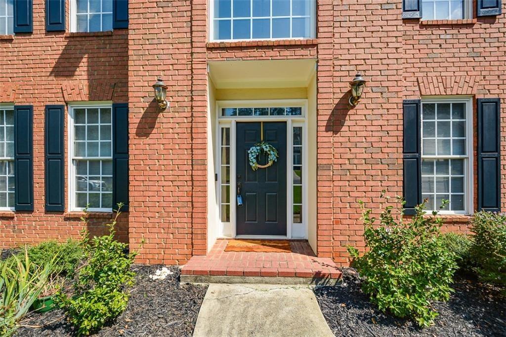 3988 Madison Main NW