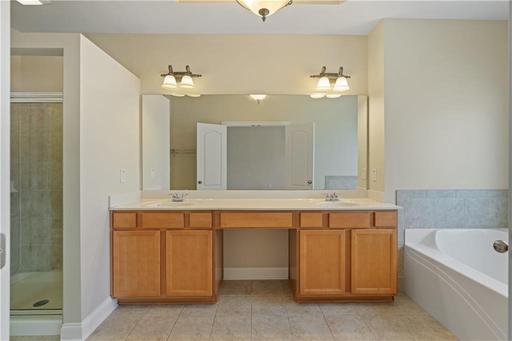 2782 Laurel Valley Trail, Buford, Georgia image 21