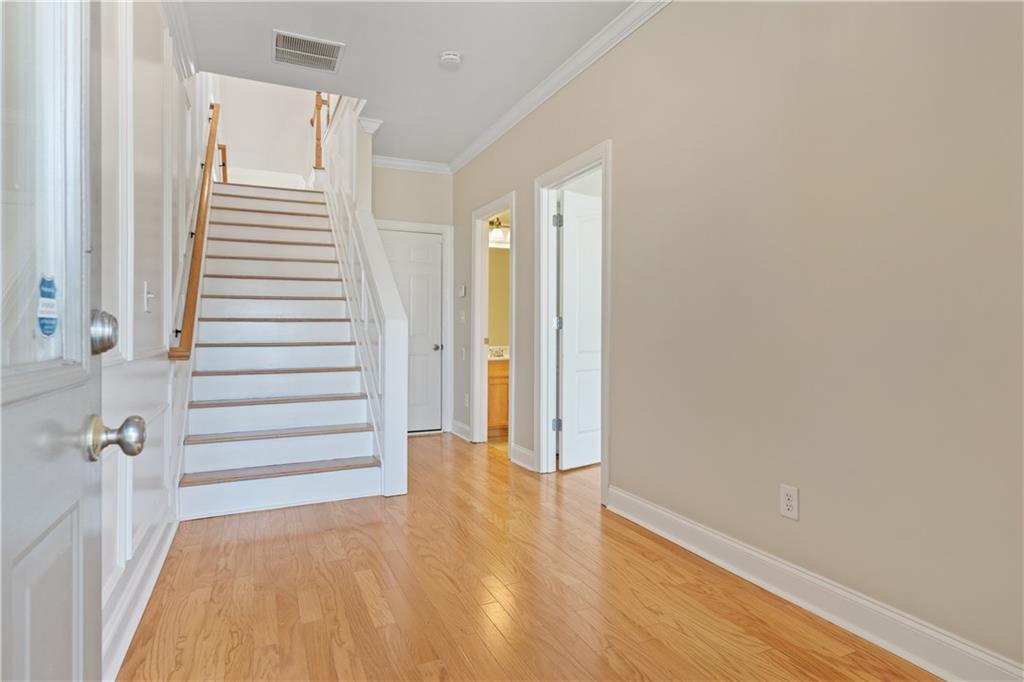 2782 Laurel Valley Trail, Buford, Georgia image 3
