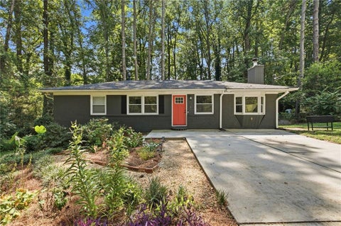Photo of 3095 Hollywood Drive, Decatur, GA 30033 (MLS # 7835966)