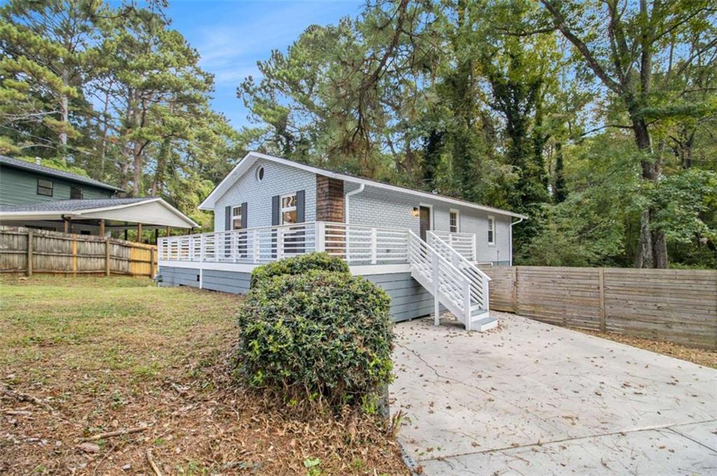 1899 Rollingwood Drive SE