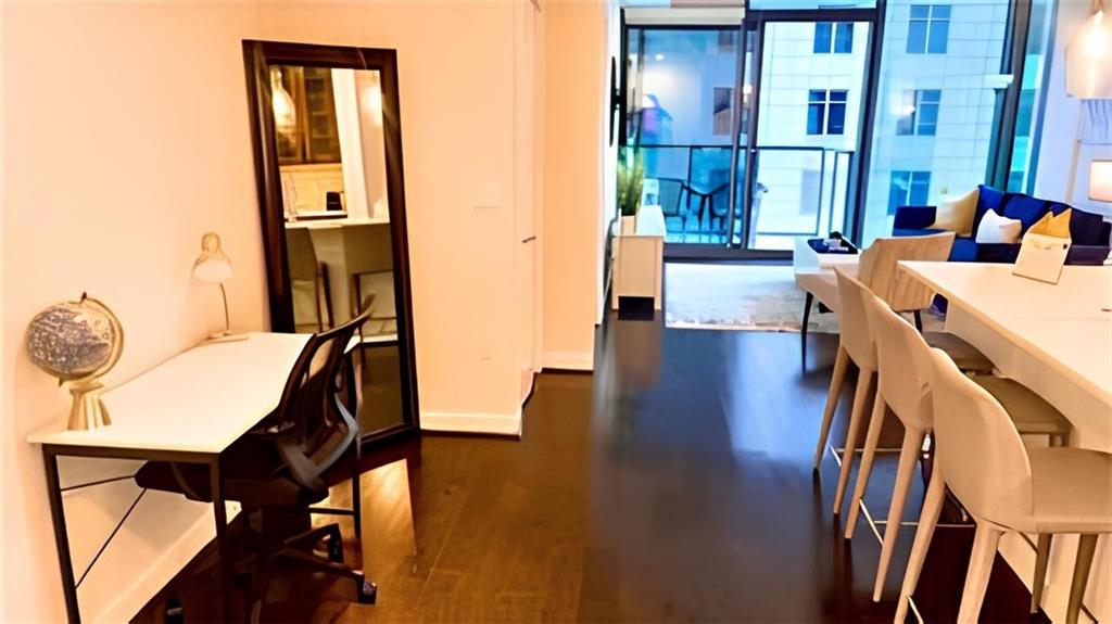 3382 Peachtree Road NE S06