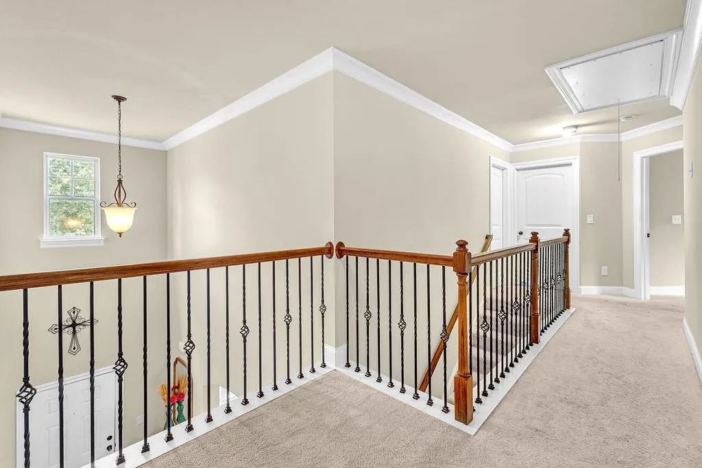 Atlanta, Georgia 30331, United States, 6 Bedrooms Bedrooms, ,4 BathroomsBathrooms,Residential,Pending,156387