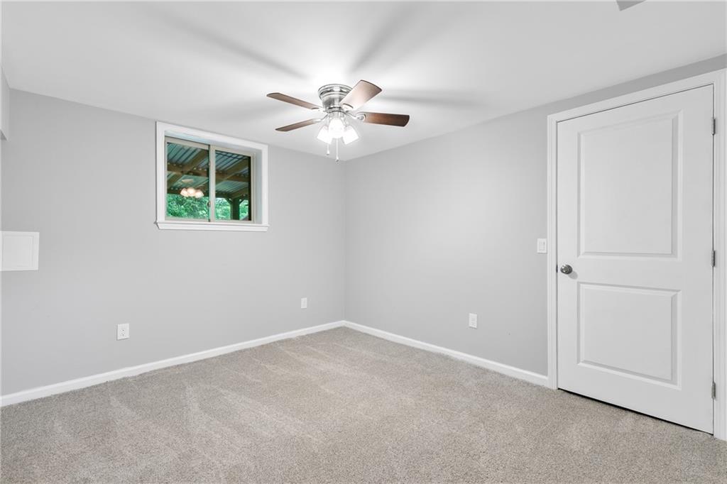 2337 Elmwood Circle, Atlanta, Georgia image 26