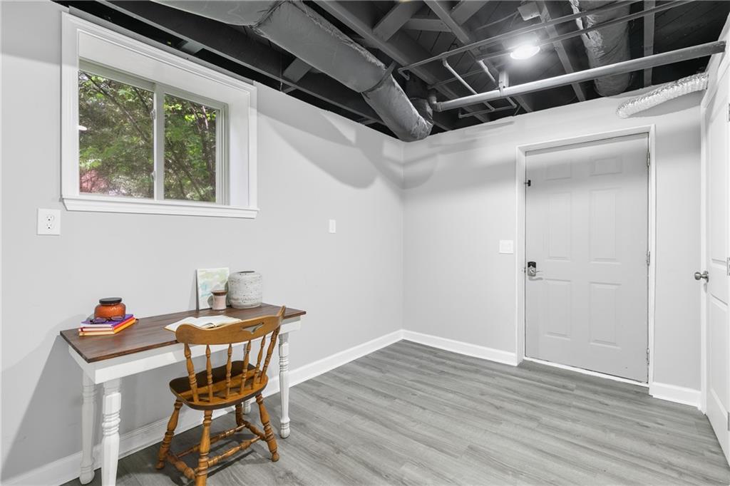 2337 Elmwood Circle, Atlanta, Georgia image 28
