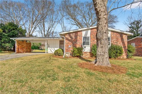 2439 Little John Trail SE Marietta GA 30067