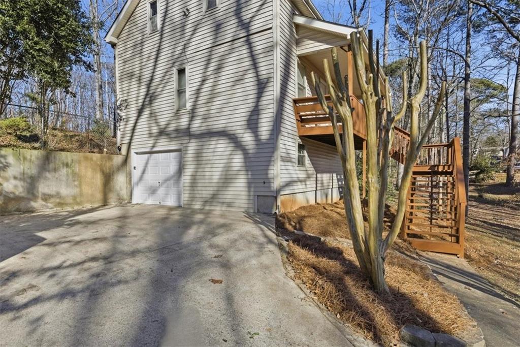 1856 W Elmwood Drive