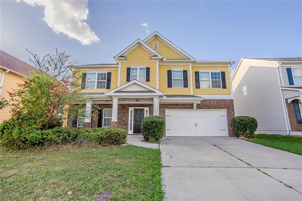 Tucked in the Oakley Township community, this roomy 4-bedroom home blends comfort and space with over 3,000 square feet to make your own. The main level offers great flow for entertaining, while upstairs includes a spacious loft and a generous primary suite with plenty of room to unwind. Out back, a private fenced yard adds extra space to relax or play. Community perks like tennis courts, a playground, and easy access to shopping and highways make this a smart move for anyone looking in Union City.