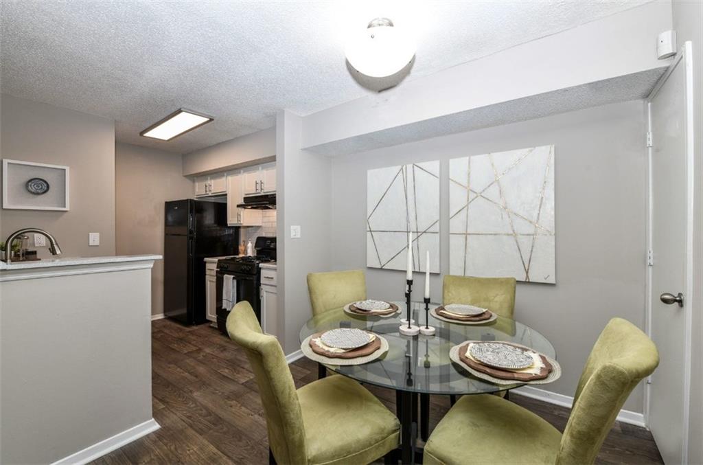 670 Thornton Road 0503