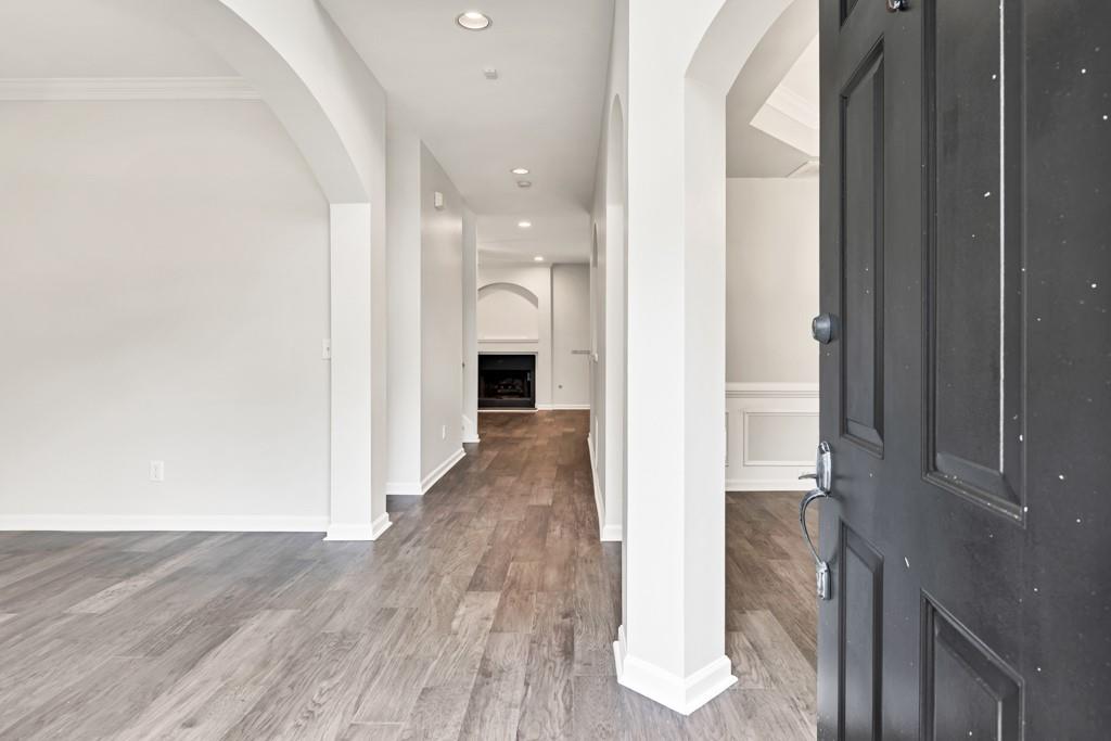 6625 Eagle Point
