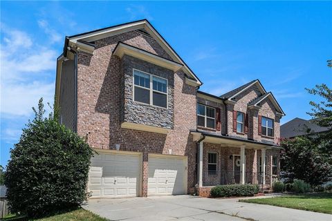 Homes For Sale - 3780 Lake Haven Way<br/> Atlanta, GA 30349