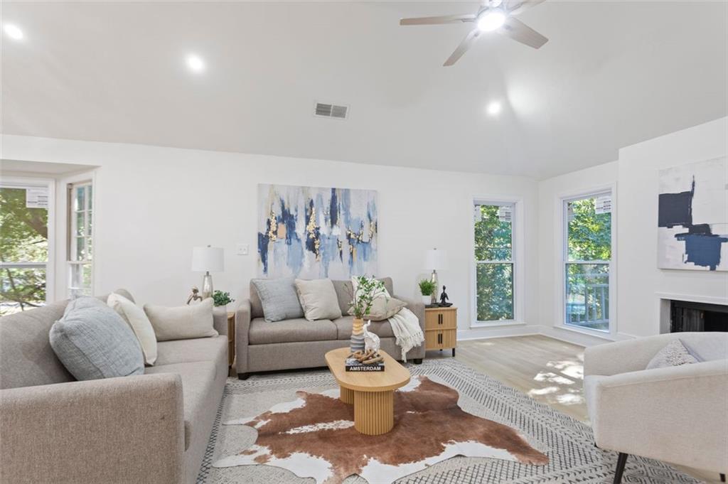 Lees Crossing - Residential
