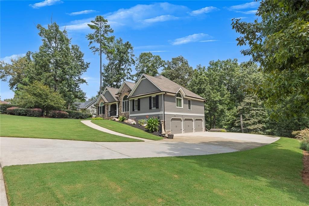 302 Amberleigh Court