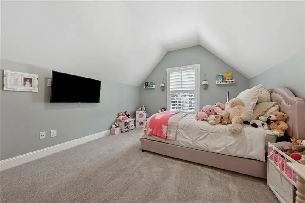 Alpharetta, Georgia 30004, United States, 6 Bedrooms Bedrooms, ,5 BathroomsBathrooms,Residential,Active,129028