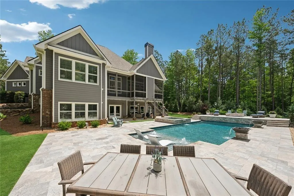 Alpharetta, Georgia 30004, United States, 6 Bedrooms Bedrooms, ,5 BathroomsBathrooms,Residential,Active,129028