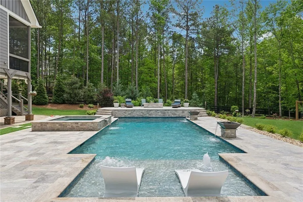 Alpharetta, Georgia 30004, United States, 6 Bedrooms Bedrooms, ,5 BathroomsBathrooms,Residential,Active,129028