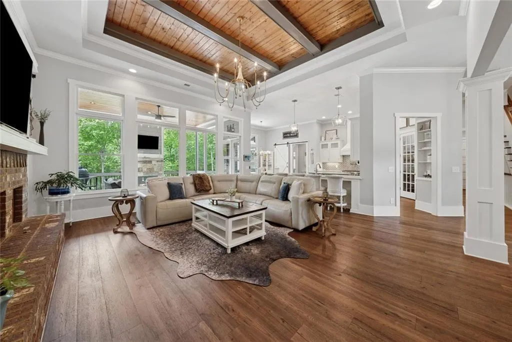 Alpharetta, Georgia 30004, United States, 6 Bedrooms Bedrooms, ,5 BathroomsBathrooms,Residential,Active,129028