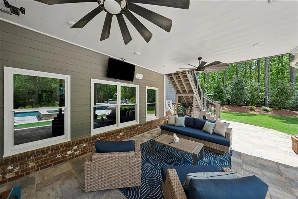 Alpharetta, Georgia 30004, United States, 6 Bedrooms Bedrooms, ,5 BathroomsBathrooms,Residential,Active,129028