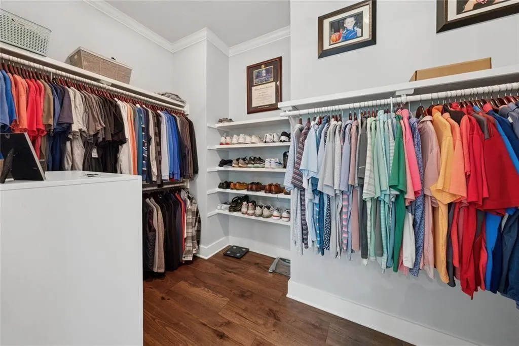 Alpharetta, Georgia 30004, United States, 6 Bedrooms Bedrooms, ,5 BathroomsBathrooms,Residential,Active,129028