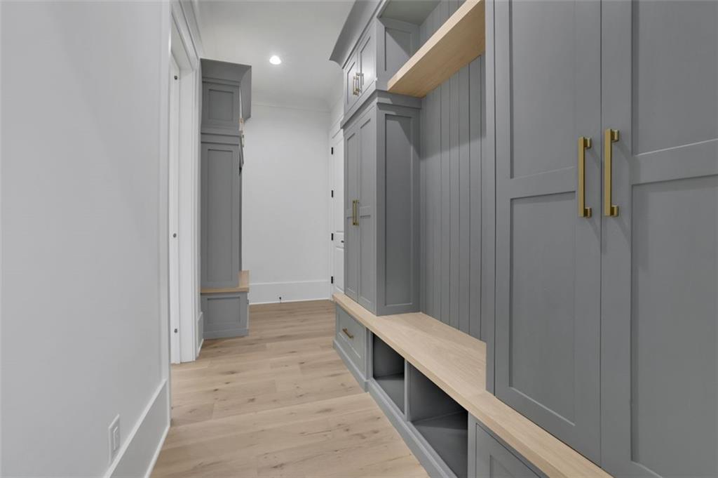 3903 INDIAN SHOALS Road SE