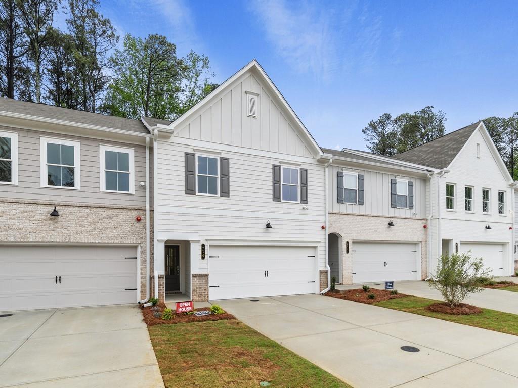 179 Bluffington Way, Marietta, Georgia image 1