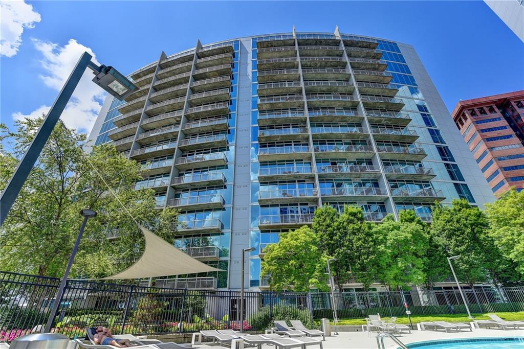 Plaza Midtown - Residential Lease