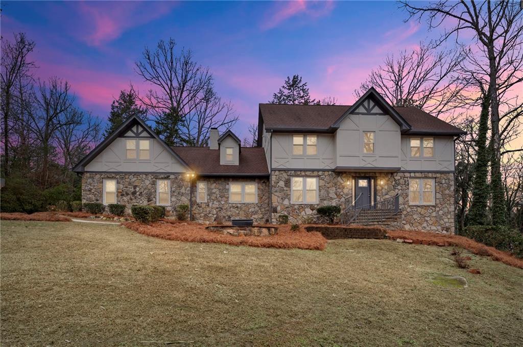 4947 Castlewood Drive SW