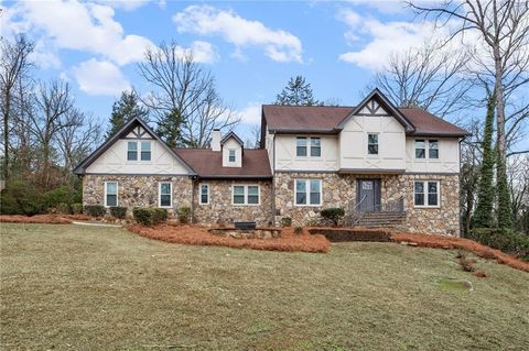 4947 Castlewood Drive SW Lilburn GA 30047