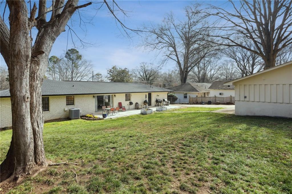 571 Allgood Road, Marietta, Georgia image 28
