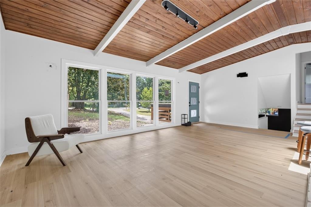 3333 Thornewood Drive