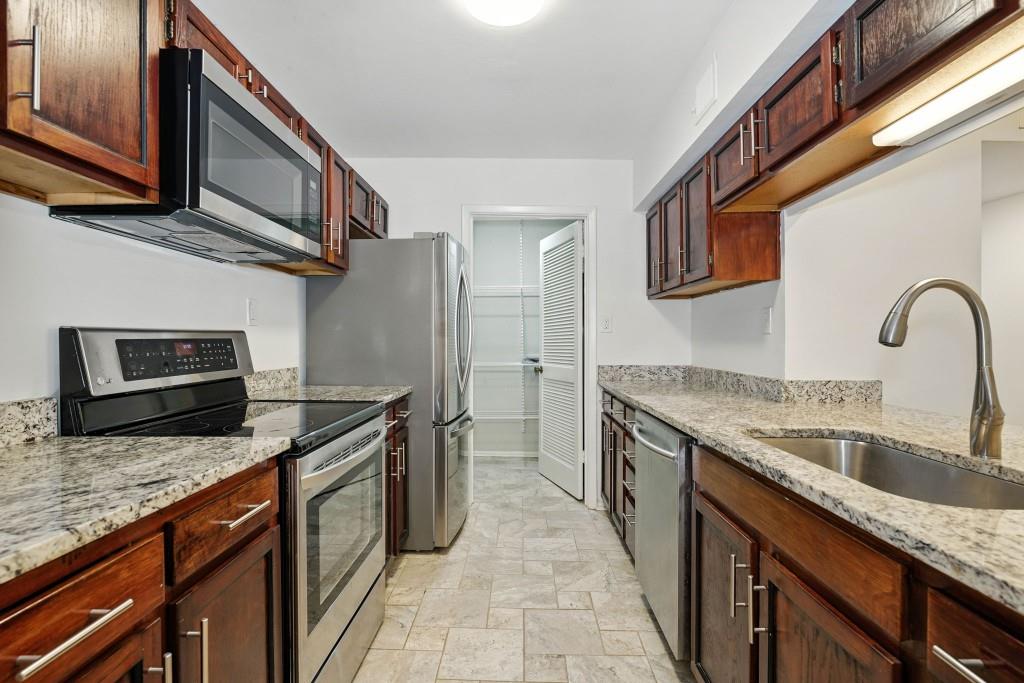 217 Tuxworth Circle