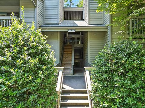 217 Tuxworth Circle Decatur GA 30033