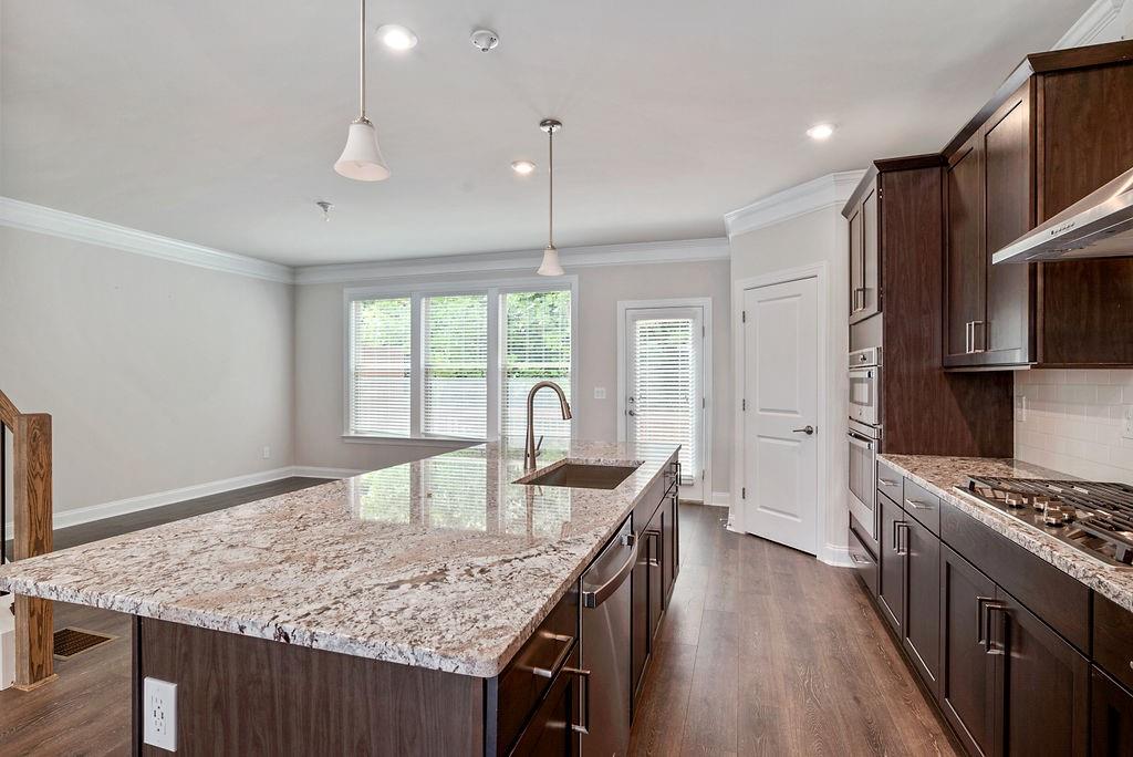 1395 Harris Way