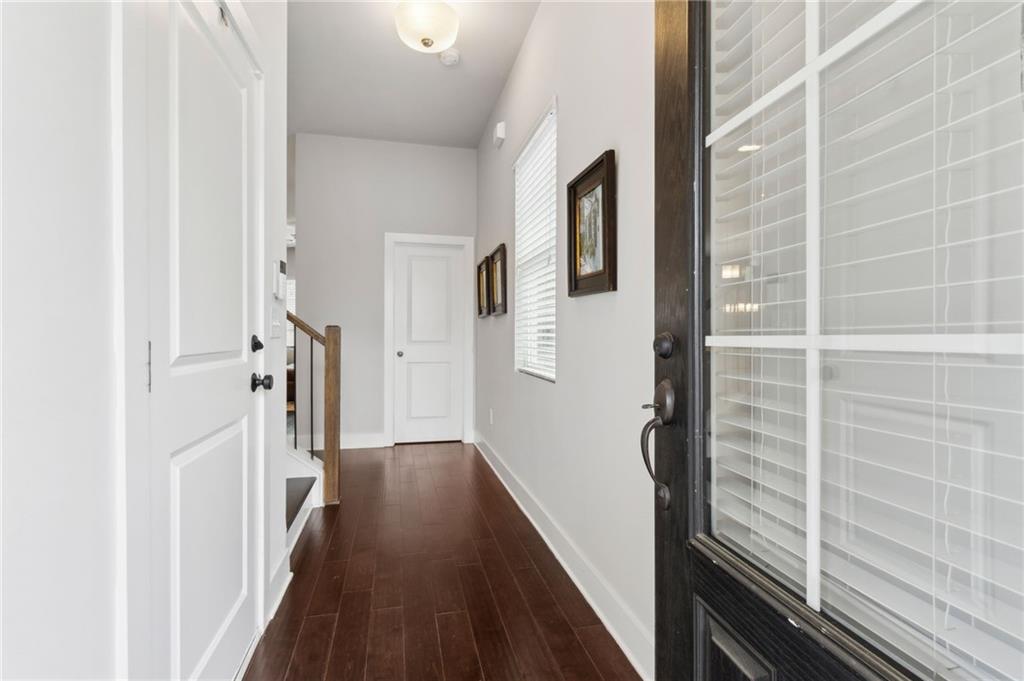 5726 Taylor Way, Sandy Springs, Georgia image 2