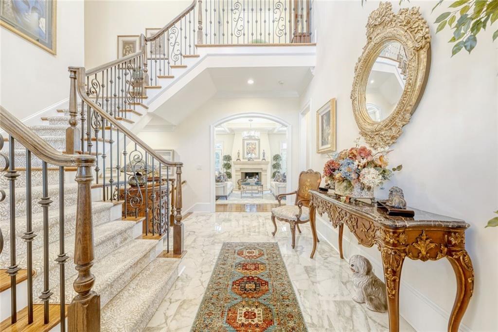 185 Trimble Crest Drive