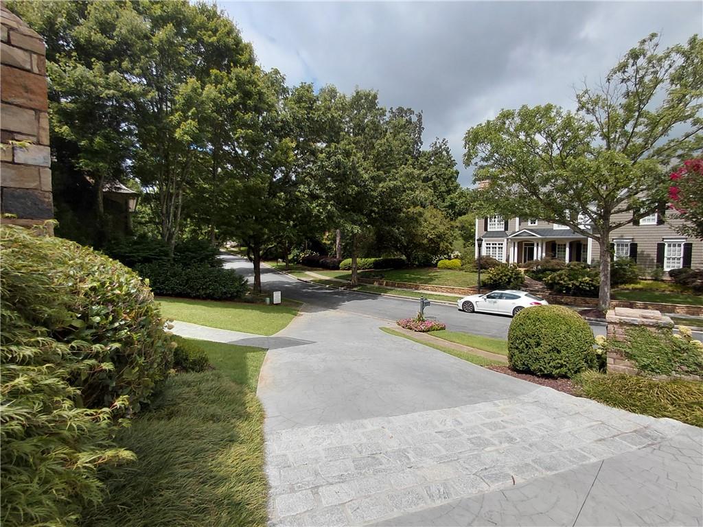 185 Trimble Crest Drive
