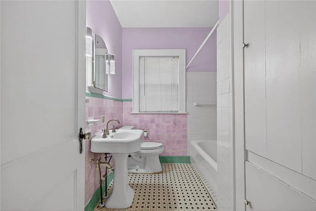 Atlanta, Georgia 30307, United States, 2 Bedrooms Bedrooms, ,1 BathroomBathrooms,Residential,Coming Soon,249497