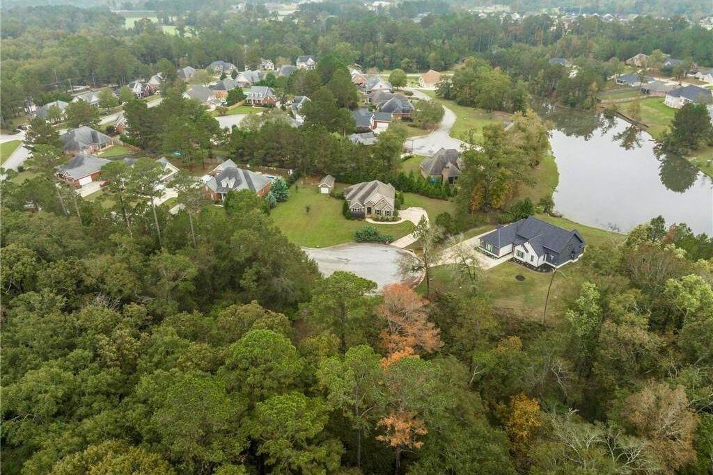 214 Picketts Mill Court