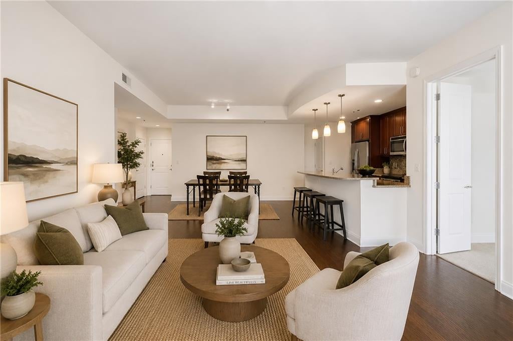 270 17th Street NW 3205