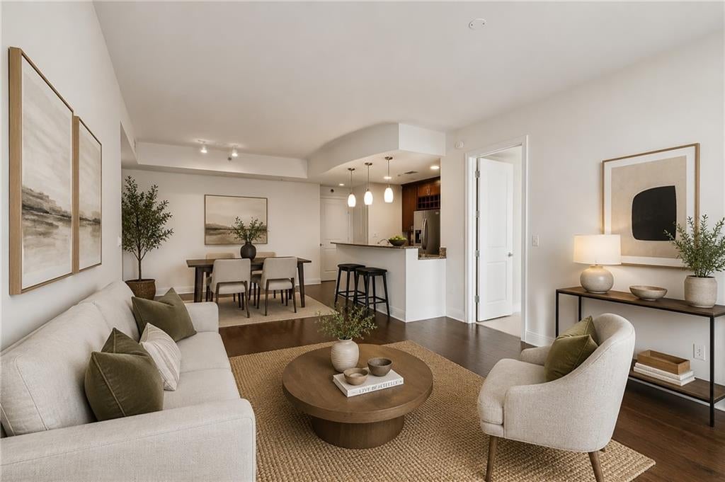 270 17th Street NW 3205