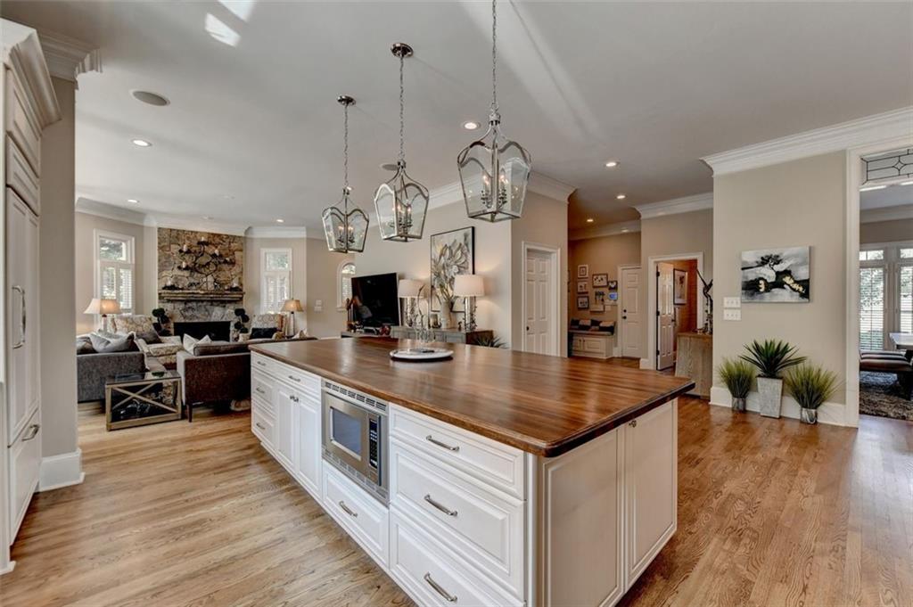 2330 Blackheath Trace, Alpharetta, Georgia image 17