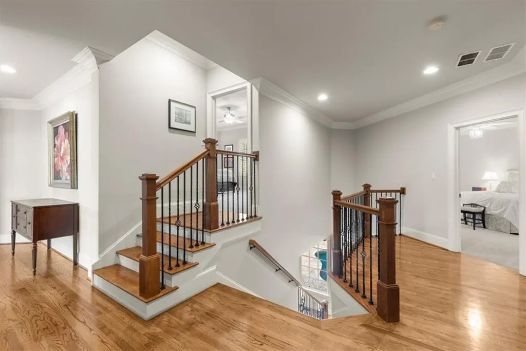 Milton, Georgia 30004, United States, 6 Bedrooms Bedrooms, ,7 BathroomsBathrooms,Residential,Pending,46332