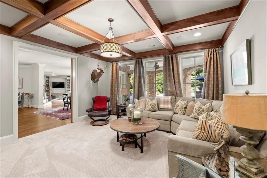 Milton, Georgia 30004, United States, 6 Bedrooms Bedrooms, ,7 BathroomsBathrooms,Residential,Pending,46332