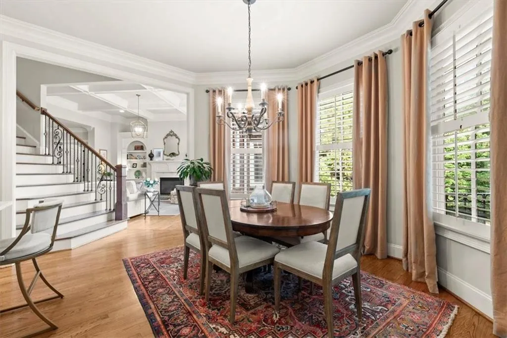 Milton, Georgia 30004, United States, 6 Bedrooms Bedrooms, ,7 BathroomsBathrooms,Residential,Pending,46332