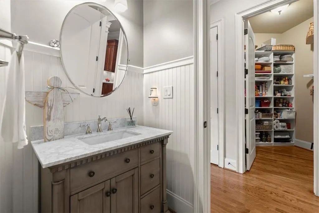 Milton, Georgia 30004, United States, 6 Bedrooms Bedrooms, ,7 BathroomsBathrooms,Residential,Pending,46332