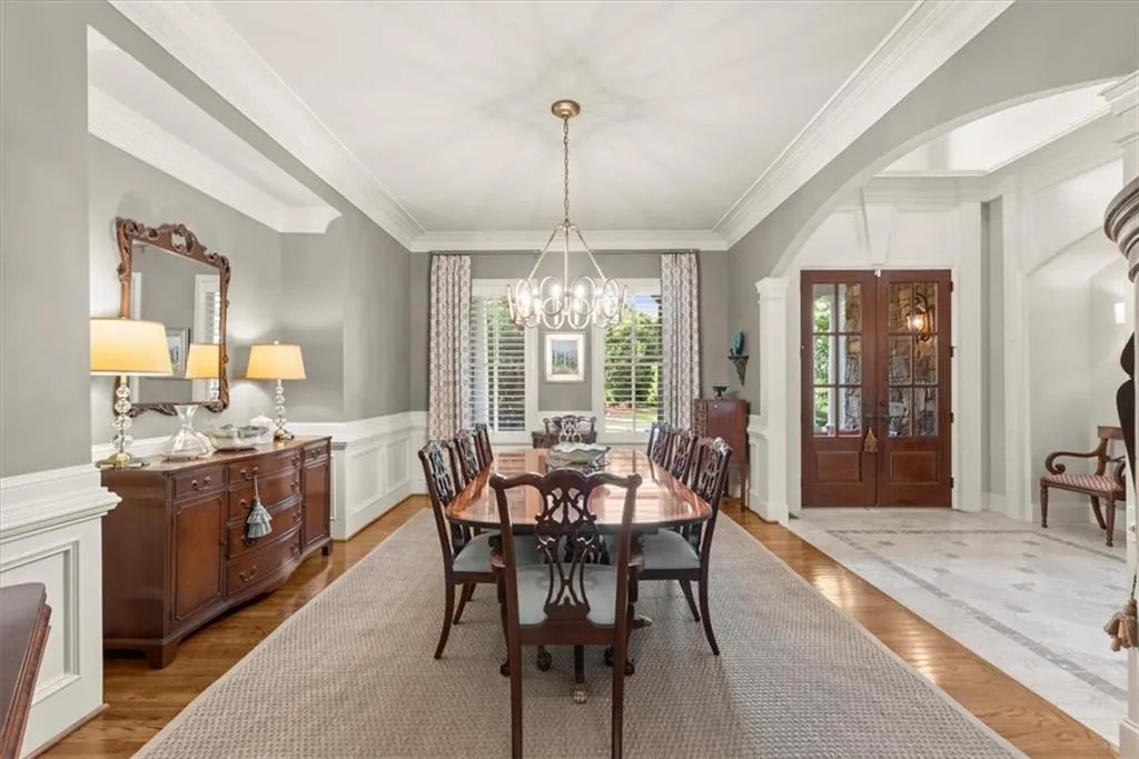 Milton, Georgia 30004, United States, 6 Bedrooms Bedrooms, ,7 BathroomsBathrooms,Residential,Pending,46332