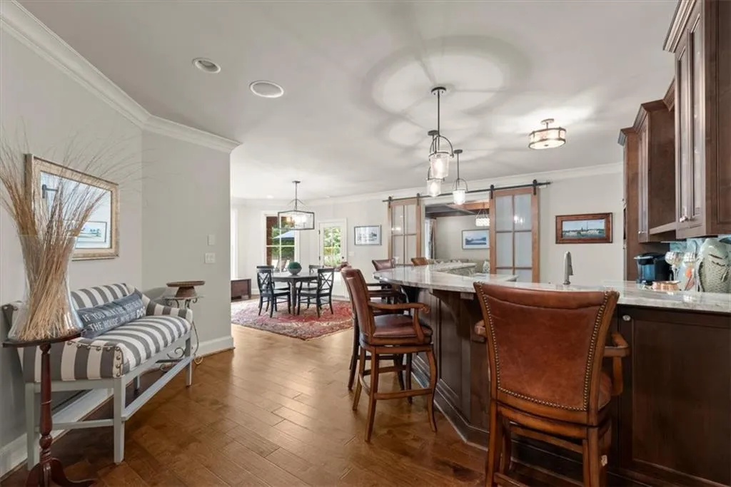 Milton, Georgia 30004, United States, 6 Bedrooms Bedrooms, ,7 BathroomsBathrooms,Residential,Pending,46332