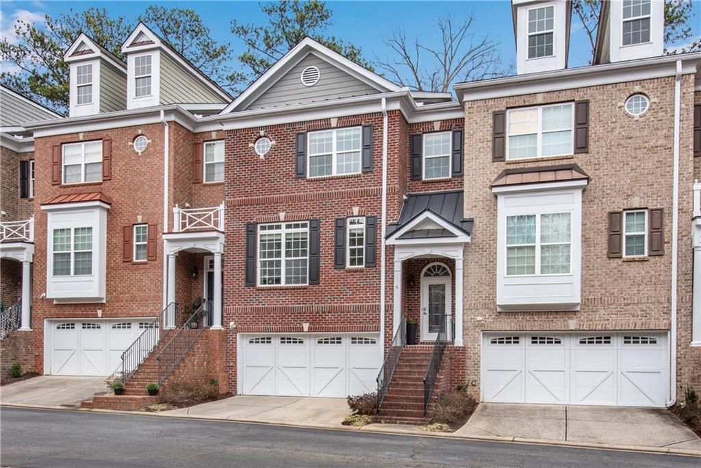 Photo of 12825 Doe Drive, Alpharetta, GA 30004 (MLS # 7705143)